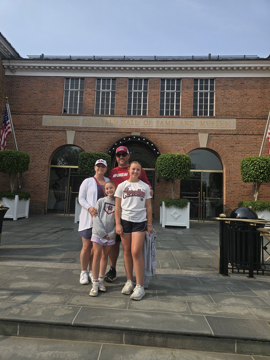 mbran88's tweet photo. Happy Father's Day! Our girls are lucky to have you as their father. I love our adventures together. We love you! ❤️ https://t.co/4GYihOM5Uo