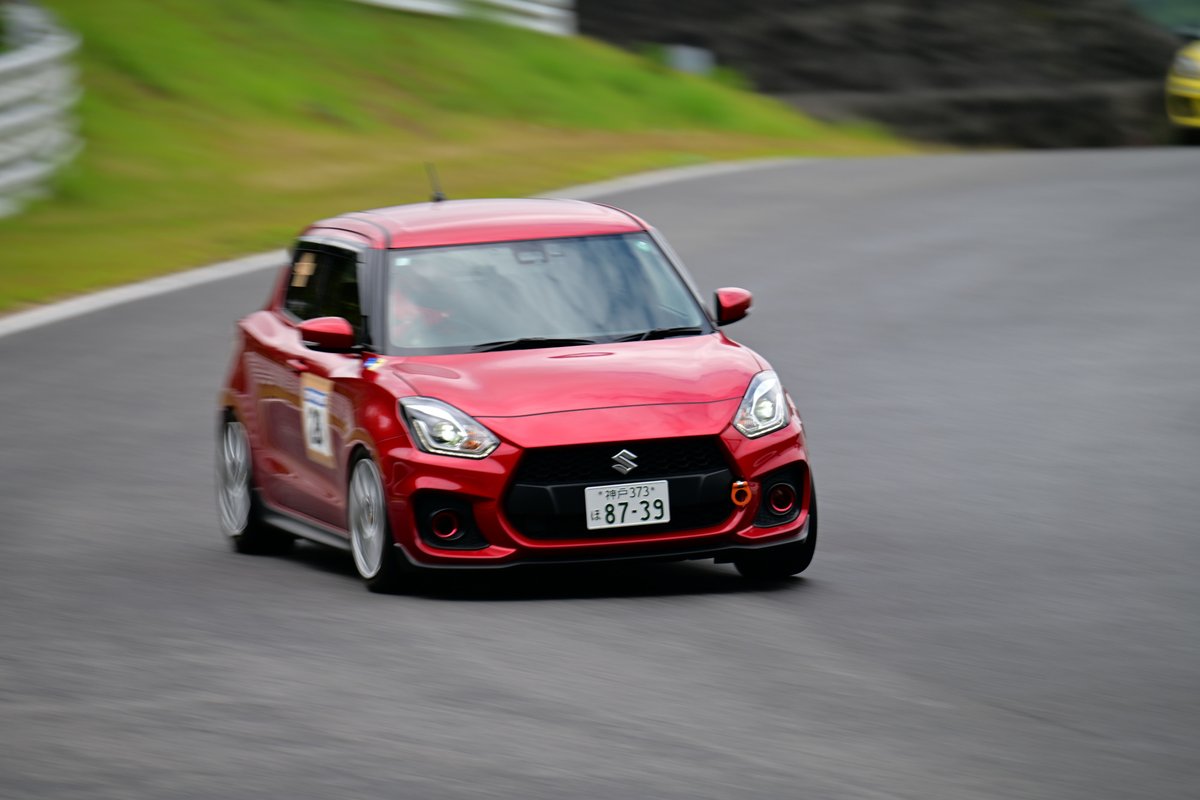 Keisportscar244's tweet photo. #コンプリートスピード #スイフトカップトロフィー #completespeed #Swiftcuptrophy #関西サーキットカメラ部 https://t.co/99MZQUsC8l