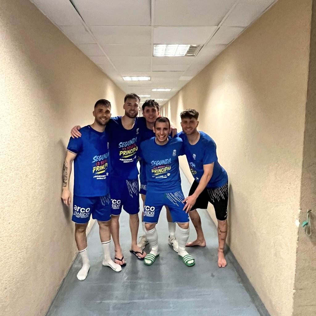 🎯 Objetivo conseguido. 

🔝 Son de SEGUNDA DIVISIÓN 

- 𝗖𝗮𝗿𝗹𝗼𝘀 
- 𝗔𝗿𝗺𝗮𝗻𝗱𝗼
- 𝗔𝗹𝗲𝘅 𝗝𝗶𝗺𝗲𝗻𝗲𝘇 
- 𝗔𝗮𝗿𝗼𝗻
- 𝗥𝗲𝗰𝗶𝗼 

👏🏼👏🏼👏🏼👏🏼👏🏼👏🏼👏🏼👏🏼👏🏼

#Limones5Agencyteam