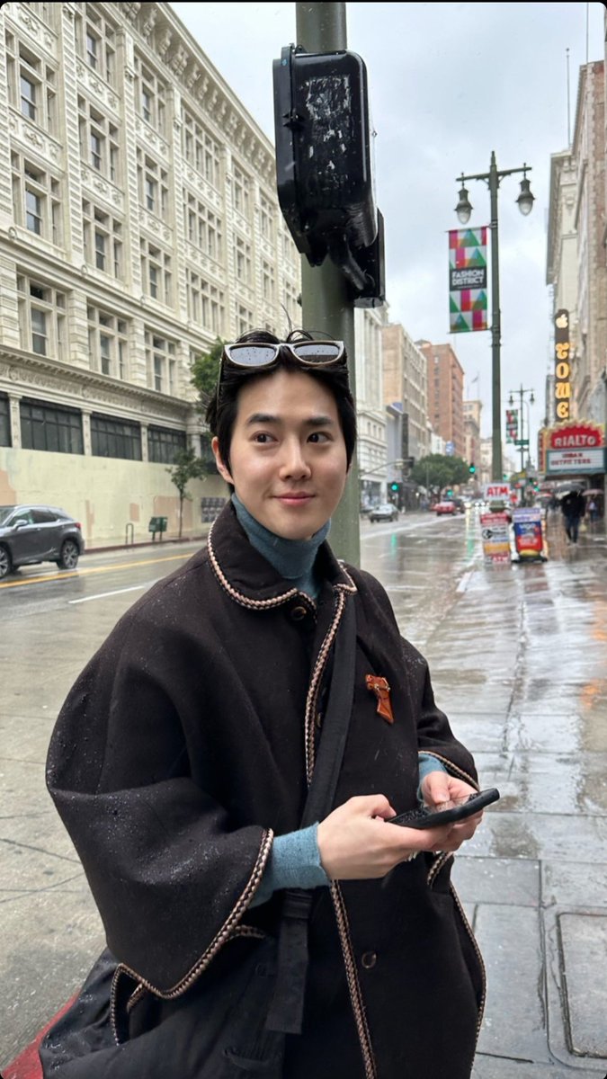 수호룩봇 (@suholook) on Twitter photo 