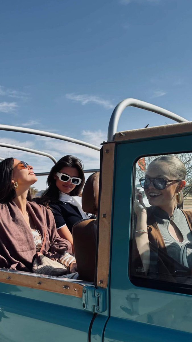 شوفوا المكتبة كيف شكلها 🤩.