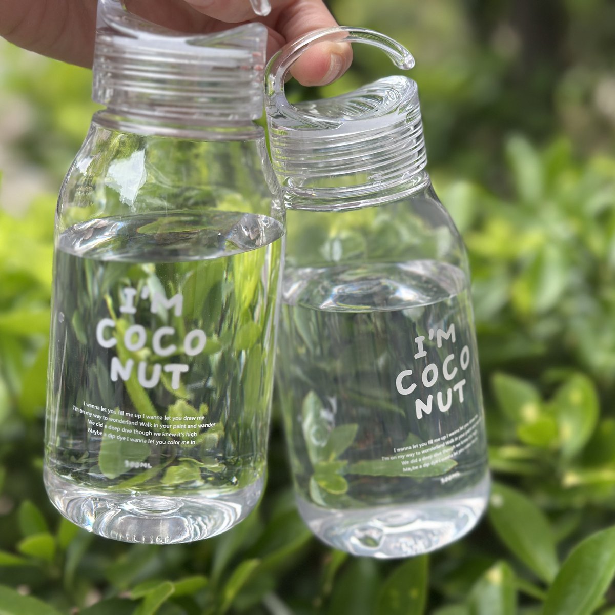 6/22 샤라딘 서울 막공 아임 코코넛 미니 물통 나눔 
후추님이랑 같이 진행하는 RT이벤트 외에 
물통만 따로 RT 이벤트 해보아요🫶🏻 세 분 모십니다! 

🩷 only XIA 한정 
🩷 당발 후 DM 드릴게요! DM으로 워터마크 찍힌 프롬 첫화면 인증, 3기 멤버십 인증 부탁드려요🫶🏻