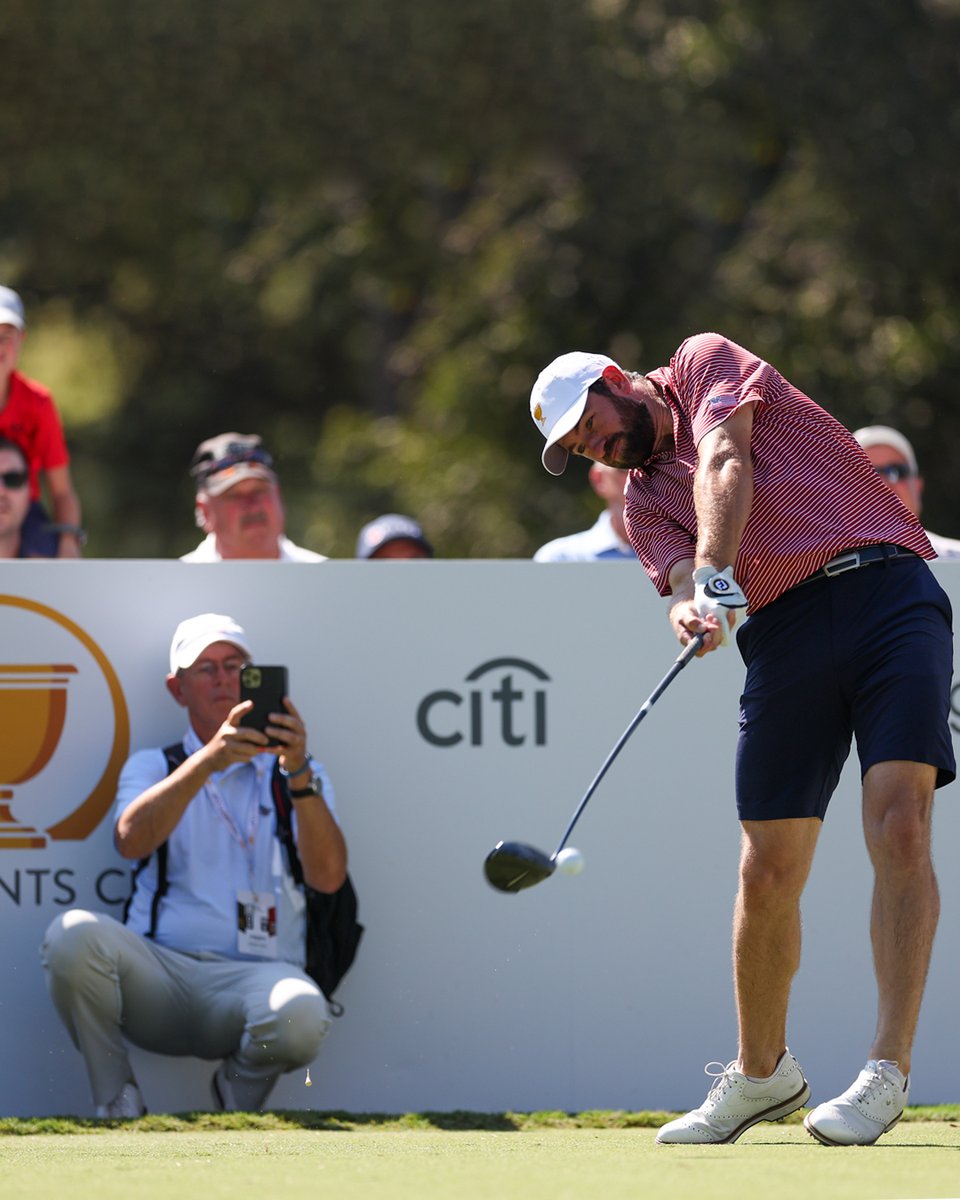 Titleist's tweet image. By our side every step of the way, from those first range sessions to the biggest stages. 

Happy Father's Day to the #1 Dads in Golf!

#TeamTitleist