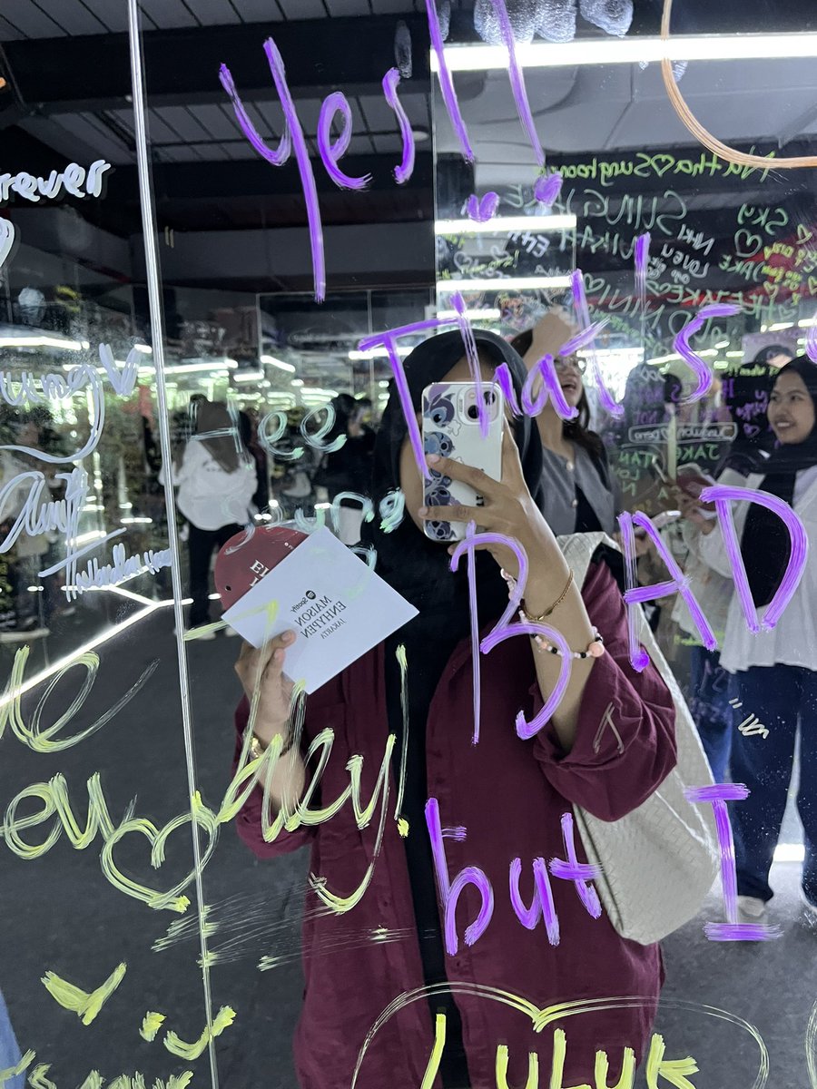 Jenianggreiny_'s tweet photo. Todayy😍 @SpotifyID #SpotifyxENHYPEN #MaisonENHYPEN https://t.co/bA87xIx8df
