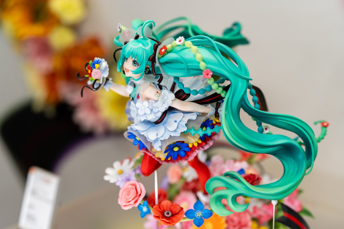 BLOOMING