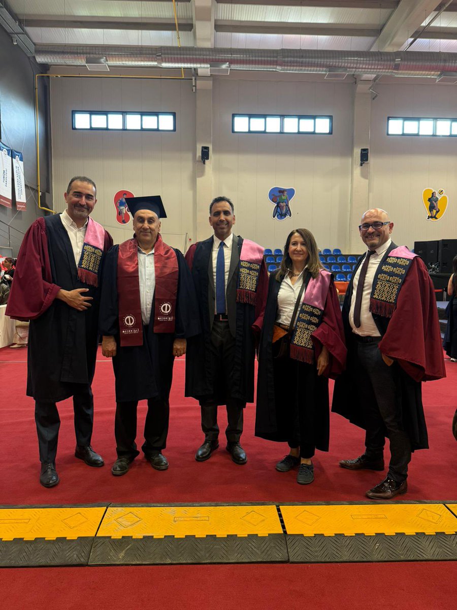 Süleyman KORKUT (@prof__suleyman) on Twitter photo #AnadoluÜniversitesi #Mezuniyet2025 🎓
#İktisatFakültesi #Maliye #BölümBirincisi #Fakülteİkincisi
<a href="/Anadolu_Univ/">Anadolu Üniversitesi</a> <a href="/Adiguzel_Yusuf/">Yusuf Adıgüzel</a> <a href="/arasbozkurt/">Aras Bozkurt</a> <a href="/hasanxucar/">Hasan Ucar</a> <a href="/ykilicaslan/">Yilmaz Kilicaslan</a> <a href="/erdemerdogdu_1/">Erdem Erdoğdu</a> #AnadoluÜniversitesi #Mezuniyet2025 🎓
#İktisatFakültesi #Maliye #BölümBirincisi #Fakülteİkincisi
<a href="/Anadolu_Univ/">Anadolu Üniversitesi</a> <a href="/Adiguzel_Yusuf/">Yusuf Adıgüzel</a> <a href="/arasbozkurt/">Aras Bozkurt</a> <a href="/hasanxucar/">Hasan Ucar</a> <a href="/ykilicaslan/">Yilmaz Kilicaslan</a> <a href="/erdemerdogdu_1/">Erdem Erdoğdu</a>