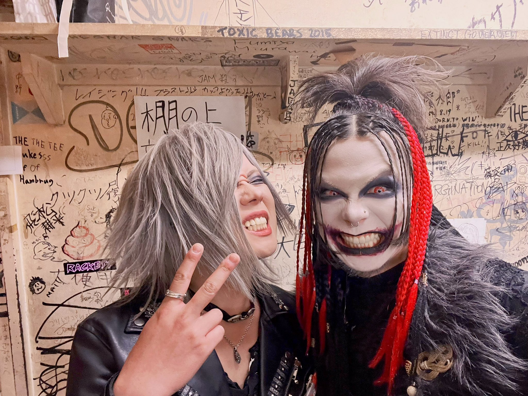 MASKED CAFE ポラロイド チェキ DEVILOOF 桂佑 5枚セット - メルカリ