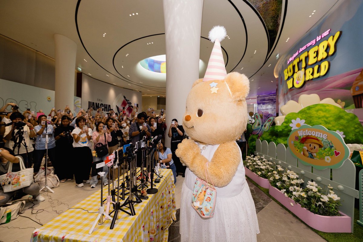 SiamParagon tweet media