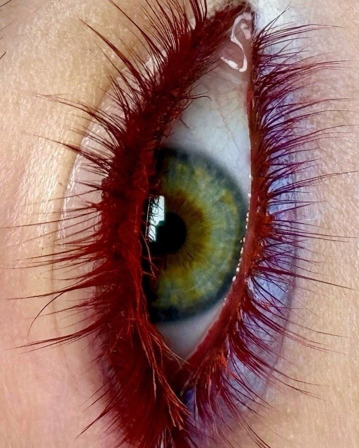 femme fatale tweet media