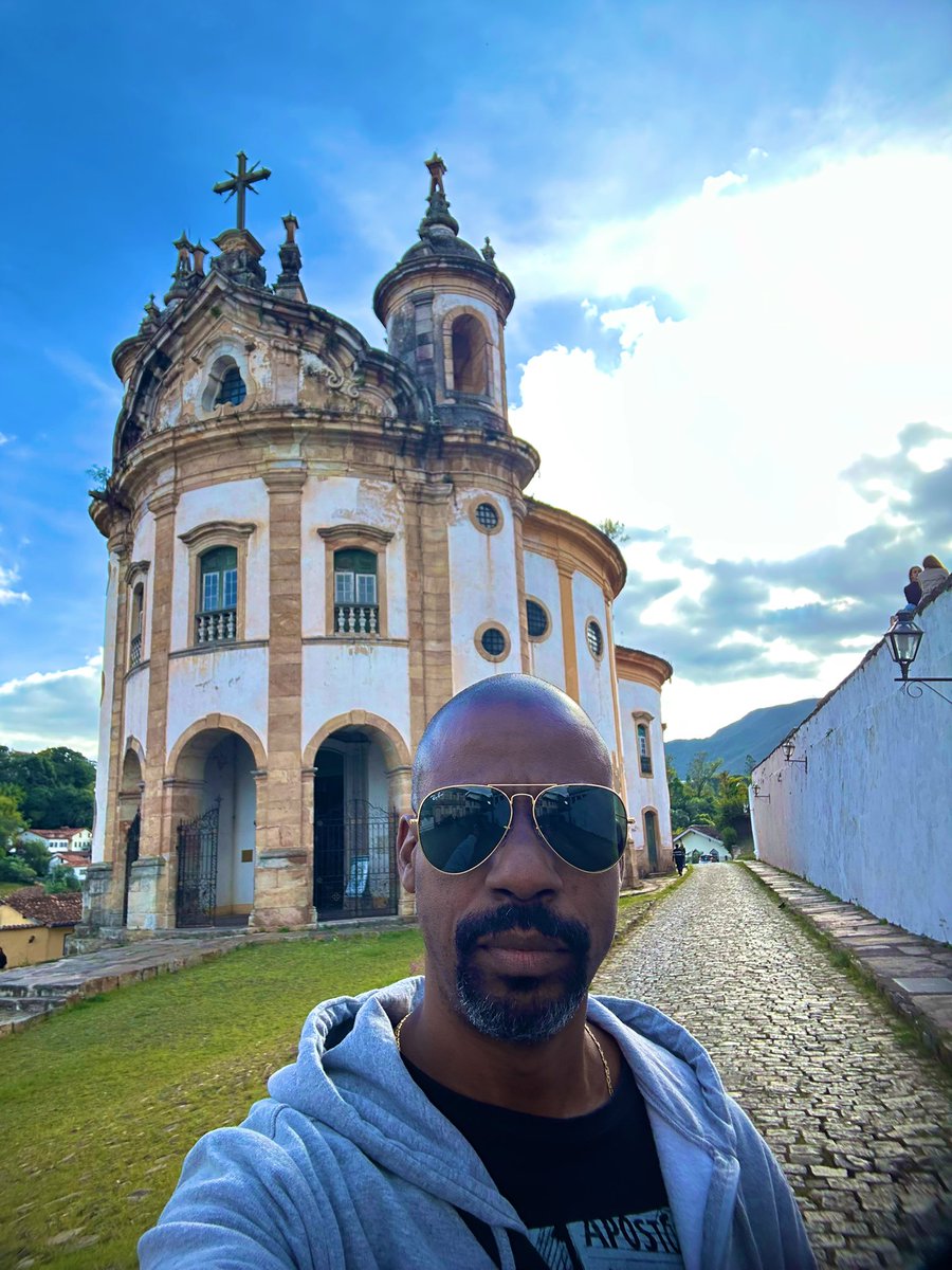 O esplendor do barroco brasileiro na Igreja de Nossa Senhora do Rosário dos Homens Pretos, construída entre o final do séc XVII e início do XVIII.