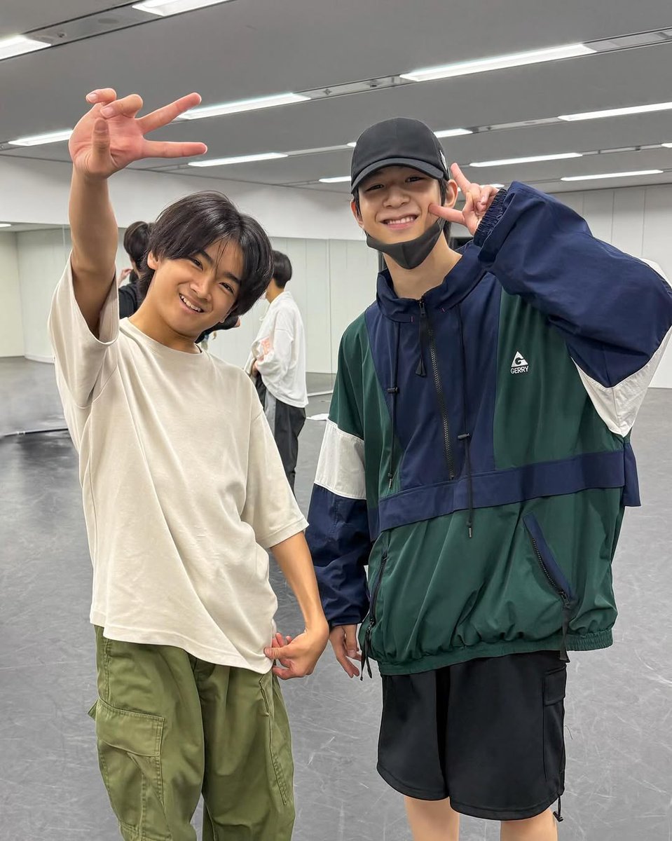 高橋奏琉 高橋奏琉 公式写真 - メルカリ