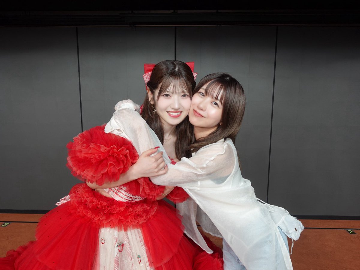ayana18_48's tweet photo. ねぎの差し入れできたよ！
卒業おめでとう。
そしてお疲れ様🍎🌸 https://t.co/8hKUSNHkIP