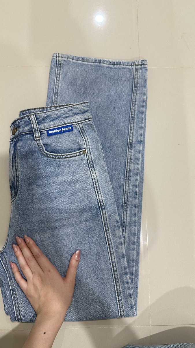 KantWdi's tweet photo. 2. ยีนส์ป้ายfashion.jeans 
เอว27-28 สพ 38-39 ต้นขา 20-21 ยาว40

💕 ปล่อยต่อ200-

#ส่งต่อเสื้อผ้า #โล๊ะตู้ #เสื้อผ้ามือสอง #เสื้อผ้าราคาถูก #ส่งต่อเสื้อผ้าสภาพนางฟ้า #ยีนส์มือสอง #ส่งต่อเสื้อผ้ามือ2 #ส่งต่อสกินเเคร์มือสอง
 #ยีนส์มือสแงราคาดี #กางเกงยีนส์ #fashionjeans https://t.co/Z67coPLerQ