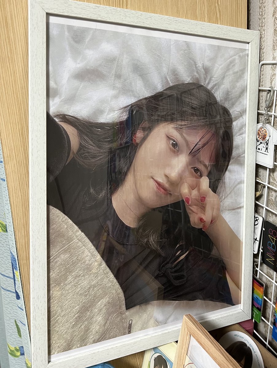 YouTubeでダンスを見て気になってお話し会で始めて話しして好きになった😍
サインも毎回一言が凄く暖かい言葉で何度も励まされた
すぐに認知してくれて名前呼んでくれる声が大好きでした😭
最後は会ってありがとうと伝えたかったけど…
ゆいり、本当に今までありがとう😊
 #村山彩希生誕祭 
 #村山彩希