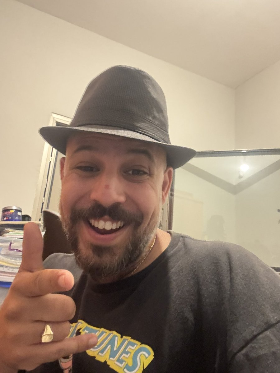 התחפושת לאזעקה הקרובה: 
הייטקיסט בחתונה של חבר