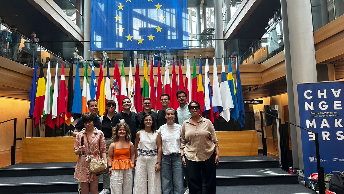 Asociación ADEE (@adee_esp) on Twitter photo De vuelta en España tras unos días intensos e inolvidables en el #EYE2025💙
Una gran experiencia representando a la juventud con discapacidad en el corazón de Europa.
Gracias a Daniel A. Álvarez Barros, <a href="/Cermi_Estatal/">CERMI Estatal</a> y <a href="/IdoiaMendia/">Idoia Mendia</a> por hacerlo posible.
Volvemos con compromiso💪 De vuelta en España tras unos días intensos e inolvidables en el #EYE2025💙
Una gran experiencia representando a la juventud con discapacidad en el corazón de Europa.
Gracias a Daniel A. Álvarez Barros, <a href="/Cermi_Estatal/">CERMI Estatal</a> y <a href="/IdoiaMendia/">Idoia Mendia</a> por hacerlo posible.
Volvemos con compromiso💪