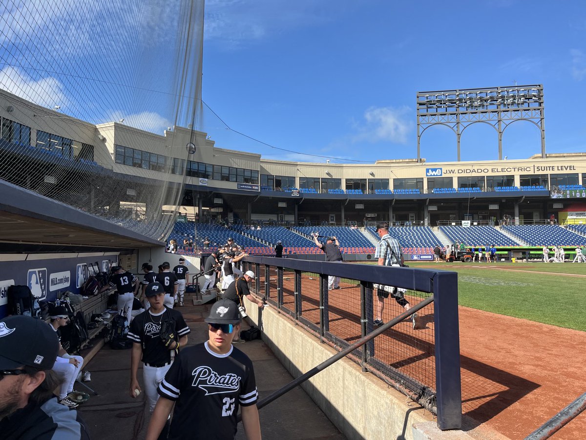 Brian Kollars tweet media