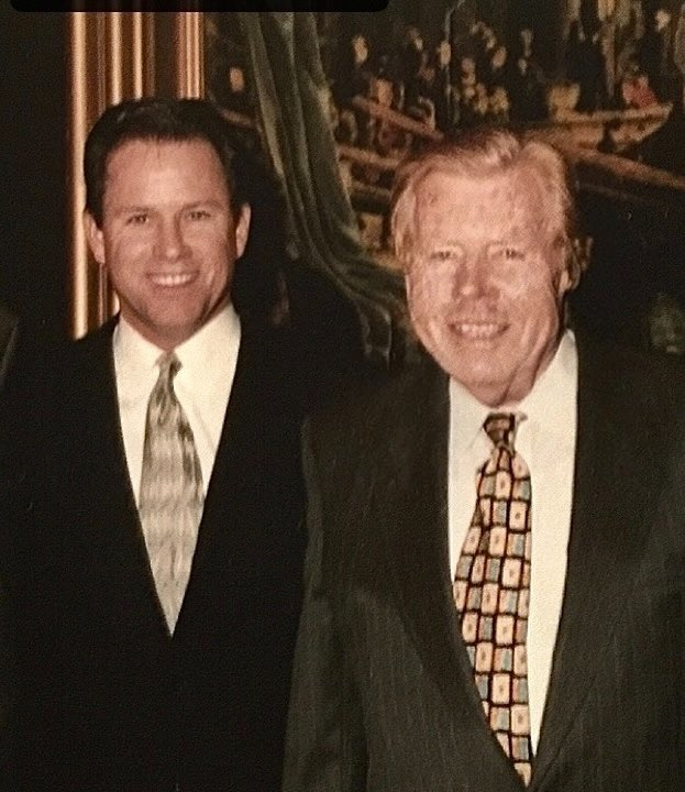 Happy Father’s Day!
To all the incredible Dads—thank you for always showing up, creating joy in the chaos, and making sure your kids know you believe in them.
My Dad was all of that… and more. Love you, Dad. Miss you every day.
#powerofwho #fathersday #legacy #grateful #2Chairs