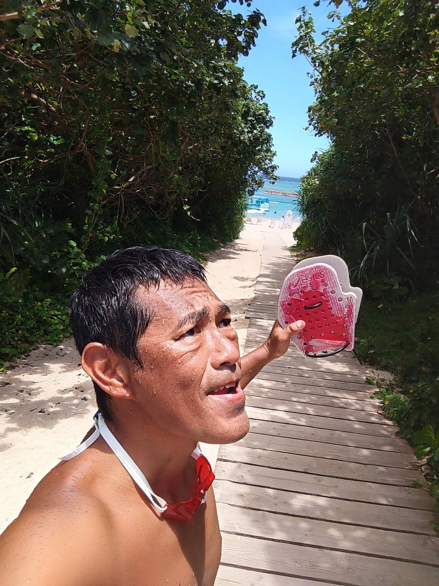 toumas1973's tweet photo. 【R7.6.15 石垣島 】＠マエサトビーチ
潮汐: 中潮
満潮:  08:57(181cm)/22:48(149cm) 
干潮:  03:10(99cm)/16:08(31cm)
天候:  晴れ時々くもり
気温:  32℃- 28℃
風速:  南南西 6～7m/s
注意報:波浪

＝浜側ハードスイム1200m＝
#石垣島 #海 #昼workout #swim #ows #トライアスロン #マエサトビーチ https://t.co/mfc53Tfb4o