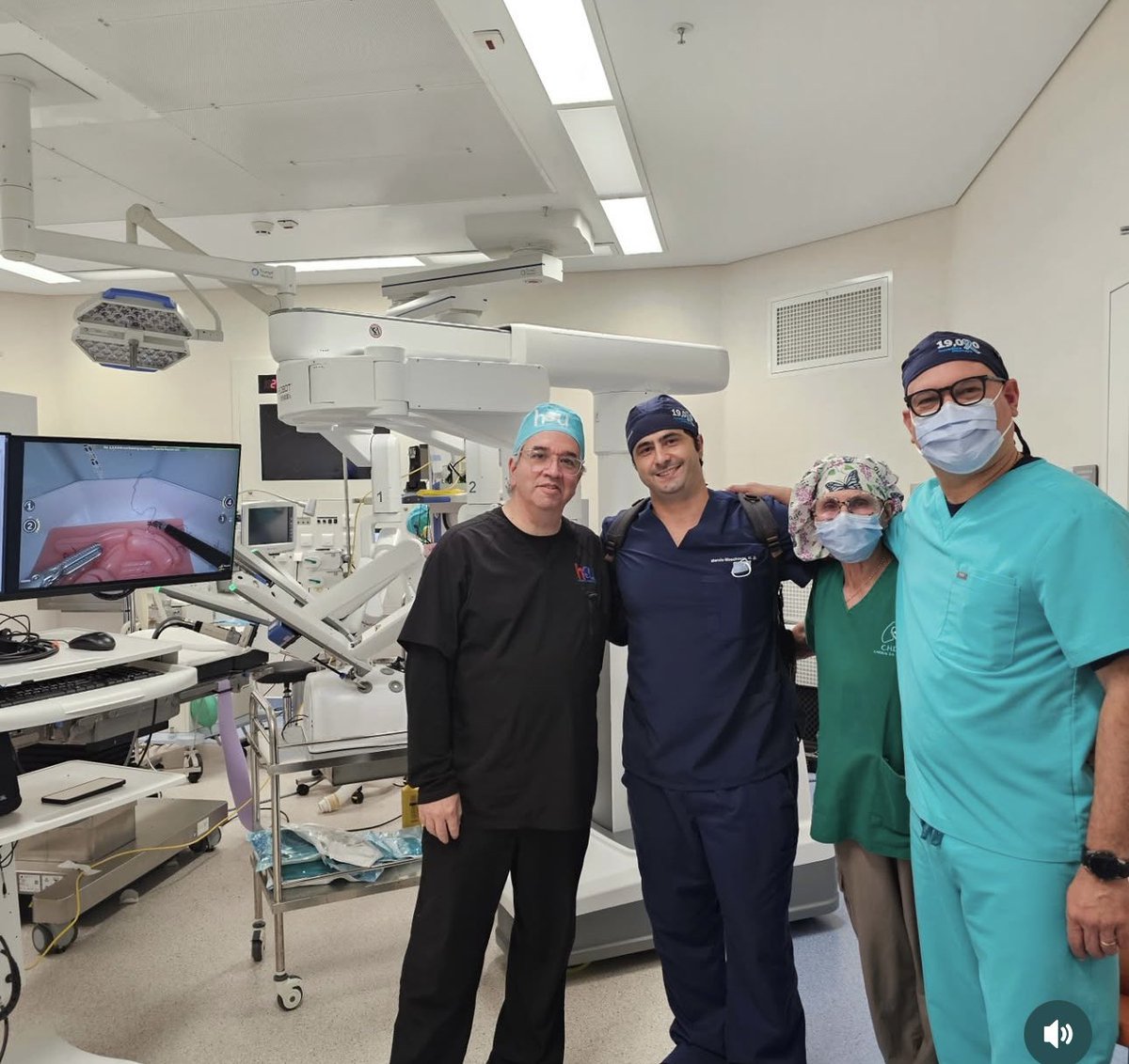 Congrats to Dr. Vipul Patel, Dr. Moschovas, GRI, Angola team, &amp; visionary leaders Dr. Patel &amp; Pres. Lourenço for advancing healthcare equity! Honored to be part of this transformative African project &amp; excited for the general surgery arm soon
Join us at #SRS2025