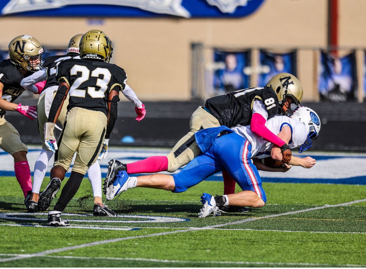 Xay_Bond9's tweet photo. Ready for the upcoming season! I am determined to to leave my mark on the field and be the best teammate I can possibly be for @NoblesvilleFB @EzeObiora2 #linebacker #classof2027 https://t.co/YDJDpeNsO8