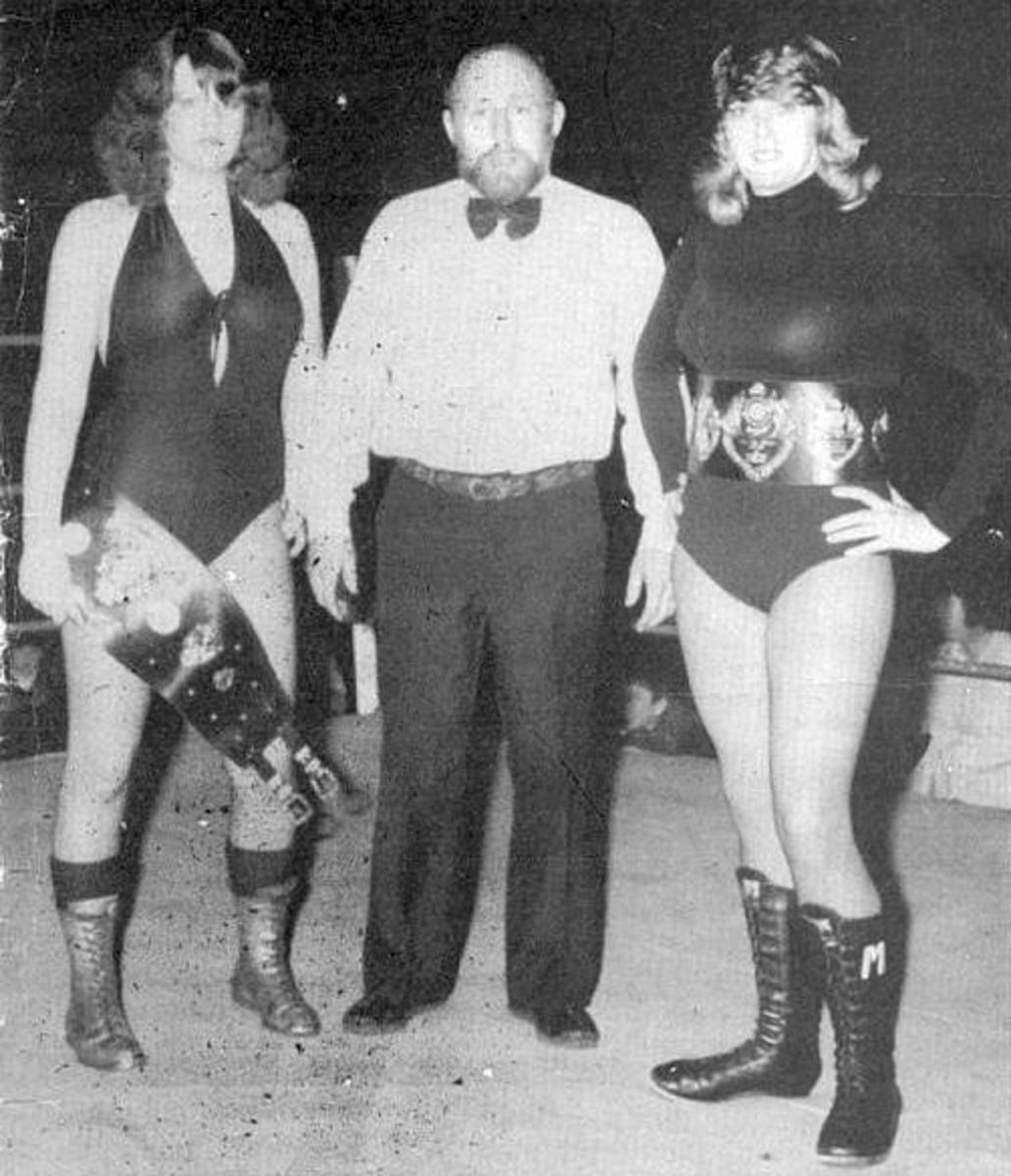 ViWrestling's tweet image. CARDS | Picture it: a place where the sun, in a rare show of enthusiasm, deigns to make an appearance, glinting off the briny deep. Stout matrons in floral frocks patrol the promenade with the air of admirals surveying the fleet. hrhgeorgevi.boards.net/board/11/events