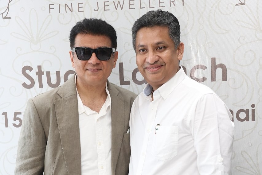 Ajith (@ajithfc) on Twitter photo Actor Ajith and Shalini made a graceful appearance at the grand launch of Nilaya Reddy Fine Jewellery’s new studio in Adyar on June 15.
📷 <a href="/manivasagan_/">Manivasagan N</a> | #Ak #Ajith #AjithKumar | #AjithkumarRacing | Actor Ajith and Shalini made a graceful appearance at the grand launch of Nilaya Reddy Fine Jewellery’s new studio in Adyar on June 15.
📷 <a href="/manivasagan_/">Manivasagan N</a> | #Ak #Ajith #AjithKumar | #AjithkumarRacing |