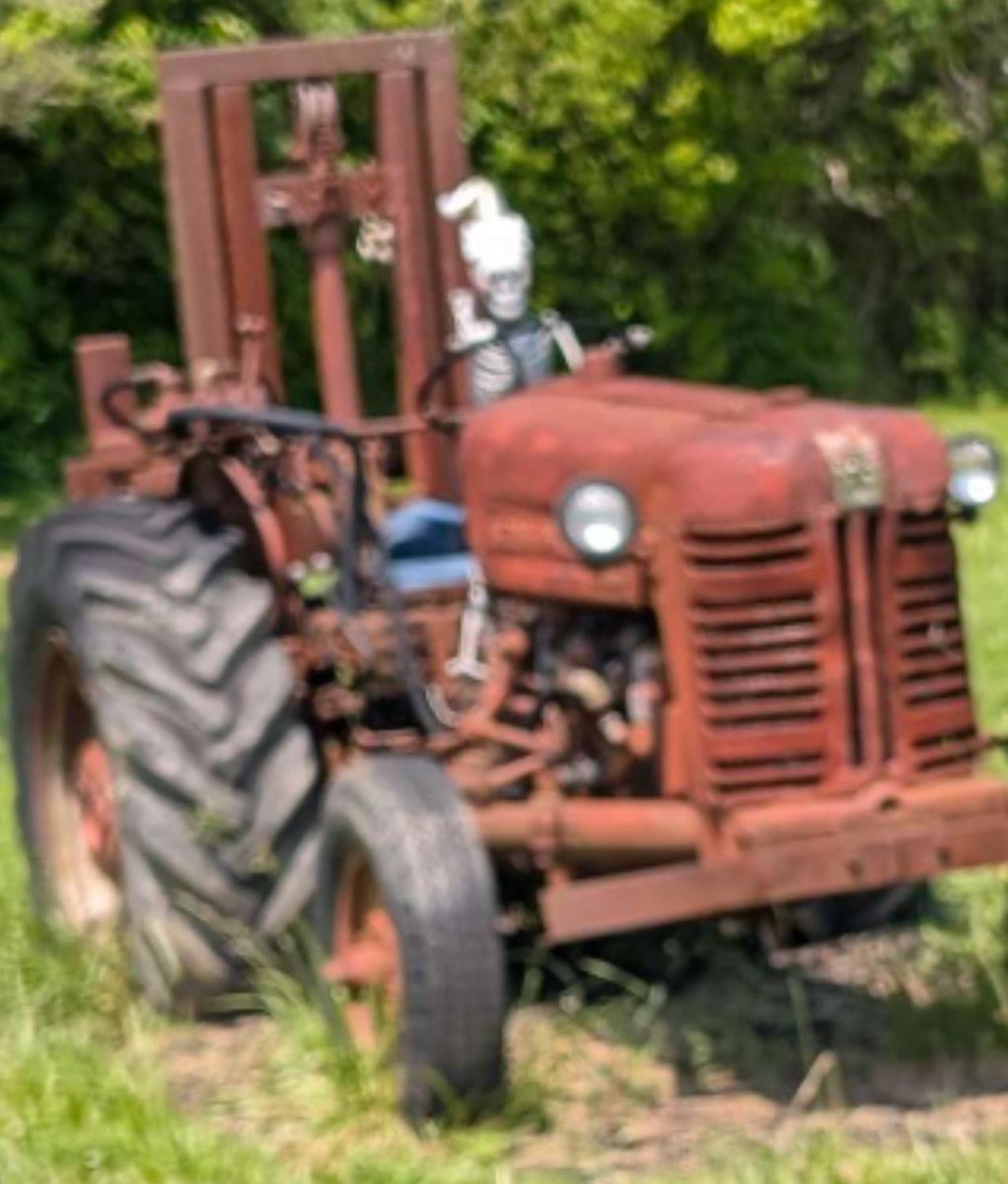 skunkpaste's tweet image. it's Him, and always has been