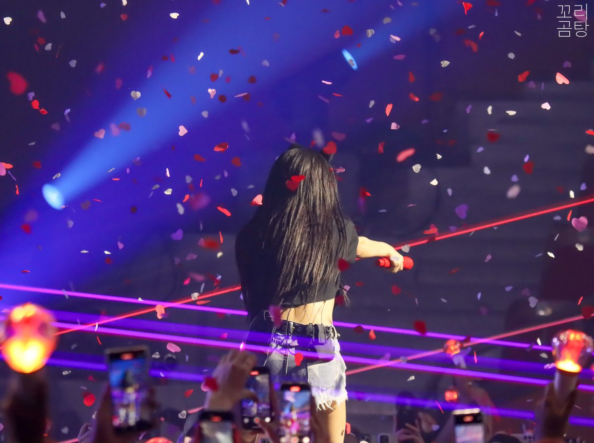 250614 아슬 콘서트 BALANCE

🧸🧸🧸🧸

#레드벨벳 #SEULGI #슬기 #RedVelvet_IRENE_SEULGI