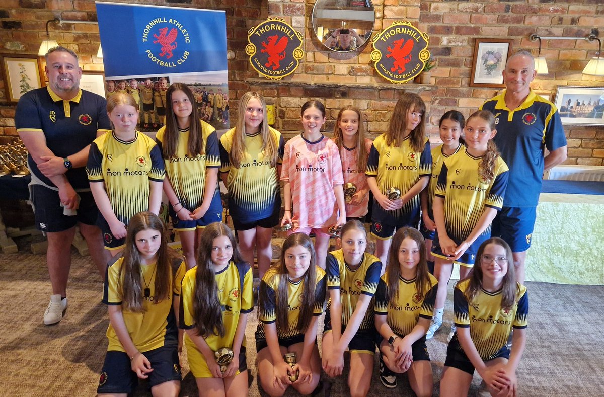 <a href="/ThornhillAthFC/">Thornhill AFC</a> u12 blue 🏆