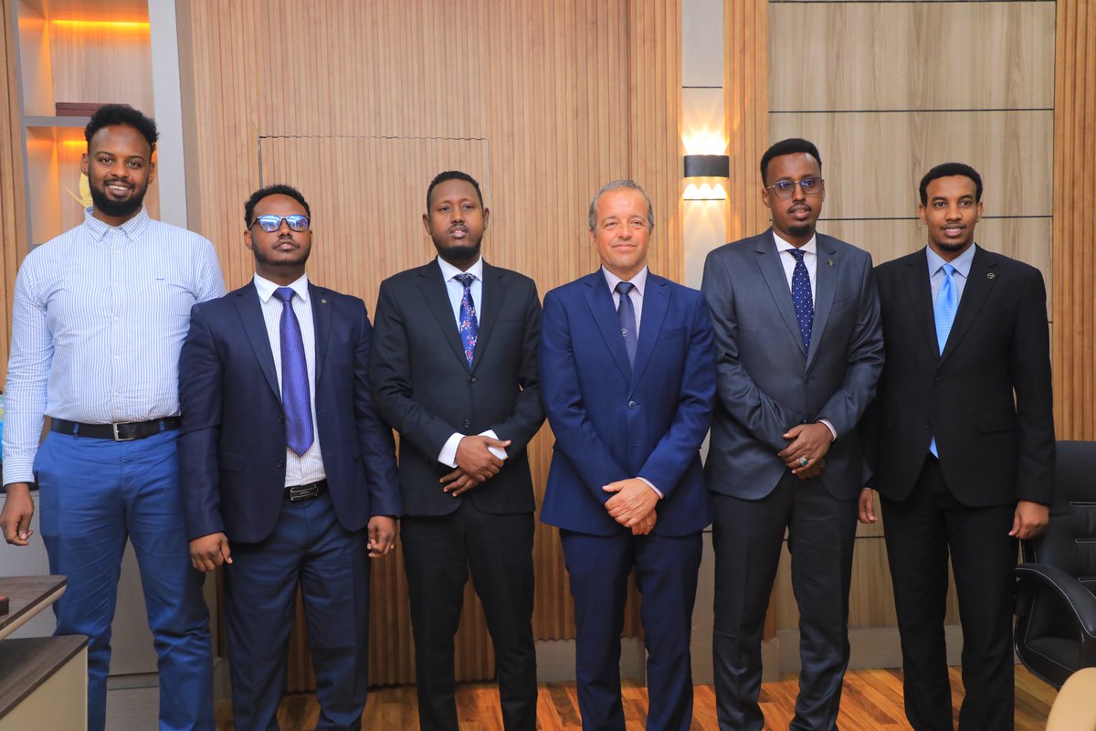 Ministry of Labour and Social Affairs (@somaliamolsa) on Twitter photo Minister <a href="/HonYusufMohamed/">Yusuf Mohamed Adan</a> held a productive meeting with Italy’s Amb. Pier Mario Daccò Coppi. The discussions focused on reinforcing 🇸🇴 ’s labour institutions & expanding employment opportunities across the country. Both reaffirmed commitment to advancing the Decent Work Agenda. Minister <a href="/HonYusufMohamed/">Yusuf Mohamed Adan</a> held a productive meeting with Italy’s Amb. Pier Mario Daccò Coppi. The discussions focused on reinforcing 🇸🇴 ’s labour institutions & expanding employment opportunities across the country. Both reaffirmed commitment to advancing the Decent Work Agenda.