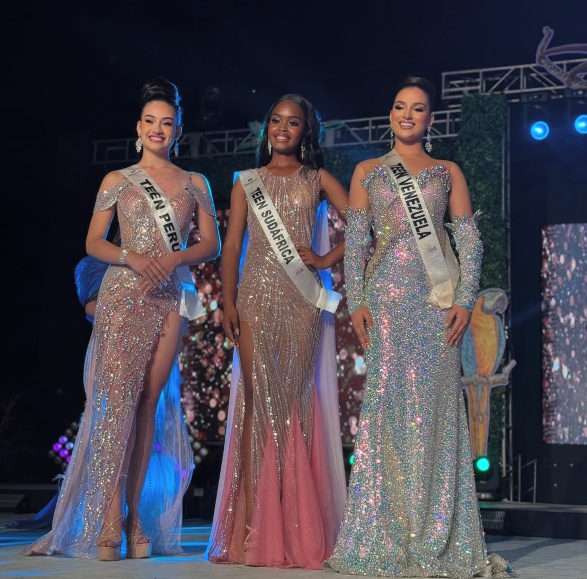 mbali_ndlela's tweet photo. Being South African really means we win everyday, Miss Teen Model International 2025 is Pearl Mathebula from Limpopo.🧬🇿🇦 https://t.co/r2HSso7ytX