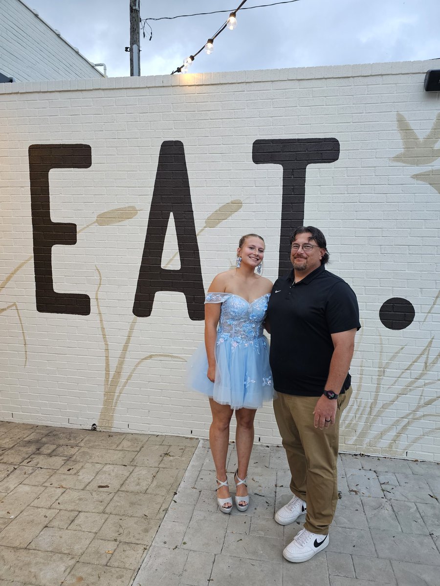 Zara.Gosse '27 (@zaragosse) on Twitter photo Happy Father's Day to the best dad a girl could have! You're always there through the good and the hard stuff! Thank you for being their for us! I love you Dad! <a href="/klgosse/">Keith Gosse</a> #FathersDay2025 #Bestdad #familyfirst #EffortAttitudeToughness Happy Father's Day to the best dad a girl could have! You're always there through the good and the hard stuff! Thank you for being their for us! I love you Dad! <a href="/klgosse/">Keith Gosse</a> #FathersDay2025 #Bestdad #familyfirst #EffortAttitudeToughness