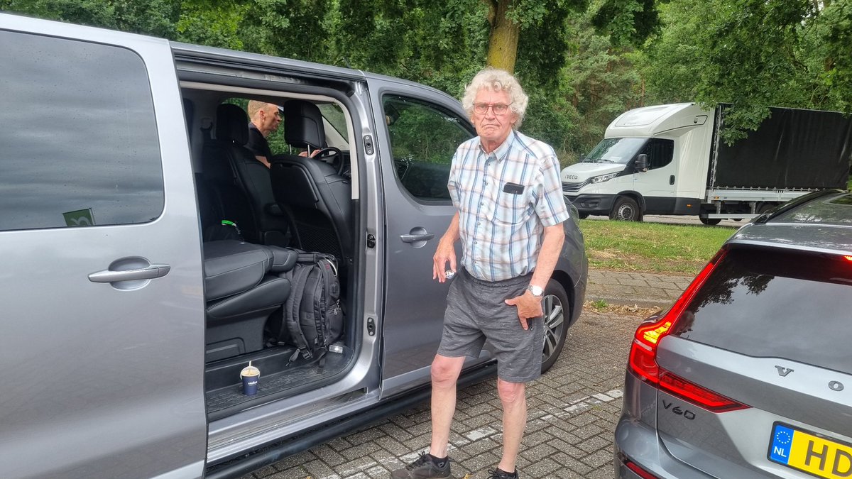 WCWergea's tweet image. We zijn bijna bij onze verblijfplaats aangekomen voor ons 2 jaarlijkse internationale fietsweek
Dit jaar is de keuze gevallen op de Vogezen. 
Onderweg vermaken wij ons met weelderige discussies en de quiz van @AtzeBoersma. 
De gehele week volgen er op dit account updates.