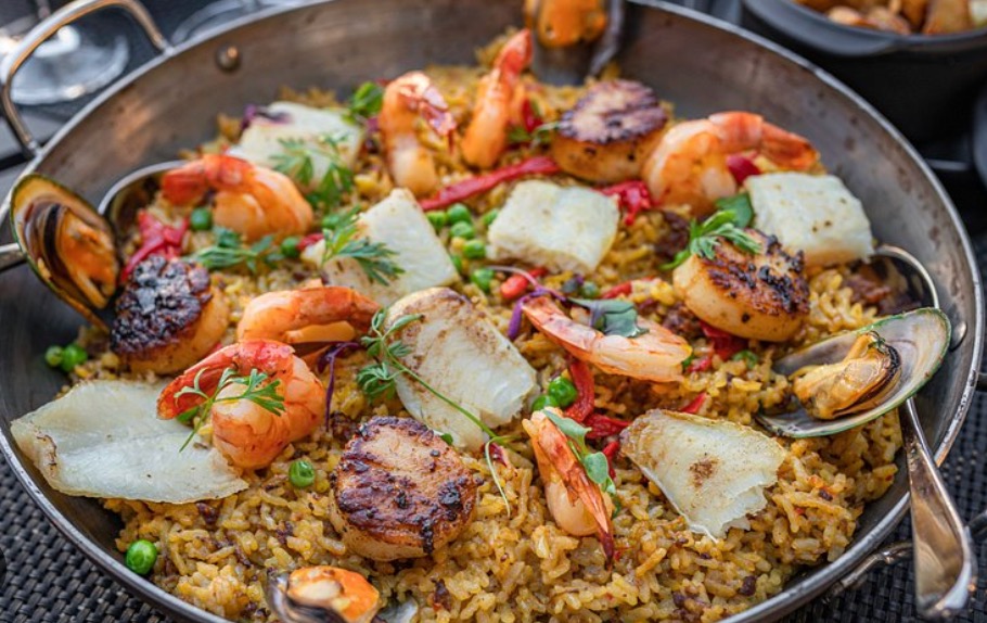 gminvitational's tweet photo. Need a dining recommendation if you’re coming into GMI early or staying an additional day?

If you want a Spanish culinary experience just 10 mins from Pechanga we’d recommend Bolero Restaurante located in Europa Village. The setting is beautiful and the food can’t be beat. https://t.co/aQxMf6AG6Y