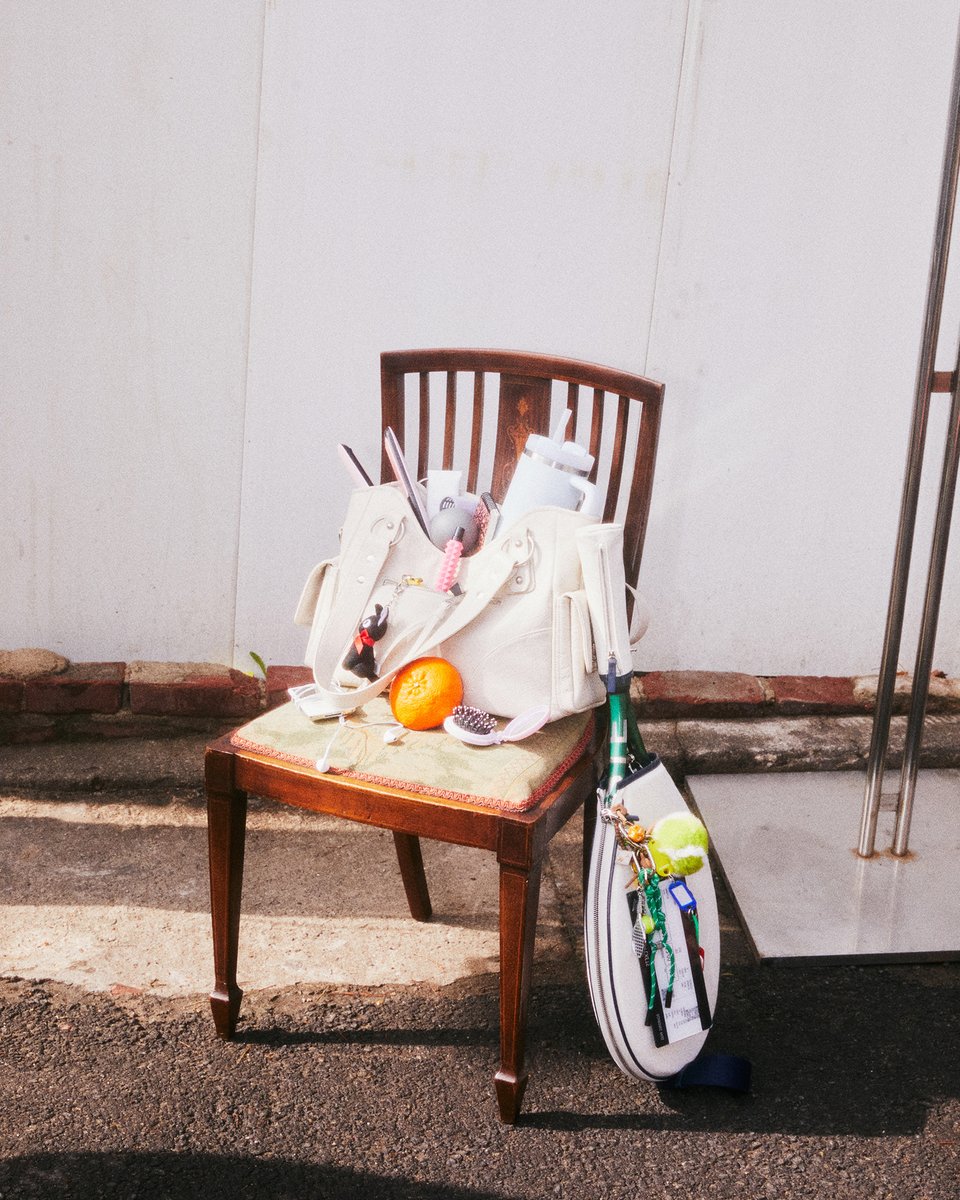 realfromis_9's tweet image. fromis_9 (프로미스나인)
The 6th Mini Album [From Our 20’s]
2025.06.25 6PM (KST)

🎒 #Departure 
#송하영 #SONGHAYOUNG

#fromis_9 #프로미스나인
#From_Our_20s
#LIKE_YOU_BETTER