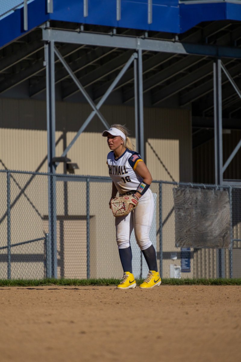 nataliha_alivia's tweet photo. Yesterday was the last day I wore a Whitnall uniform. I am so grateful for this team and the last 4 years at Whitnall. I ended my season on the big stage and I wouldn’t have wanted it any other way. Thank you Whitnall softball. 💙💛
#16out https://t.co/6wxE66x8d9