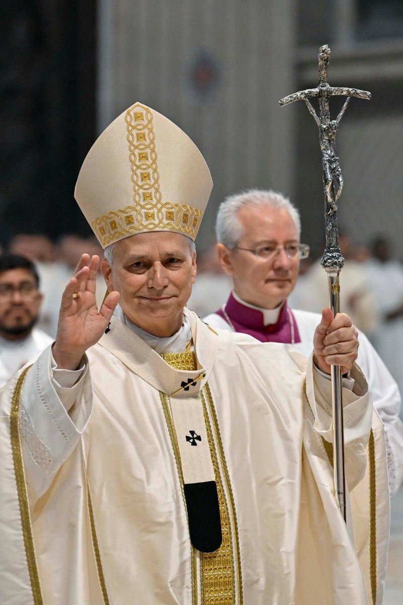 "A sabedoria divina se revela na Santíssima Trindade, e a sabedoria sempre nos conduz à verdade." Papa Leão XIV na homilia da Solenidade da Santíssima Trindade