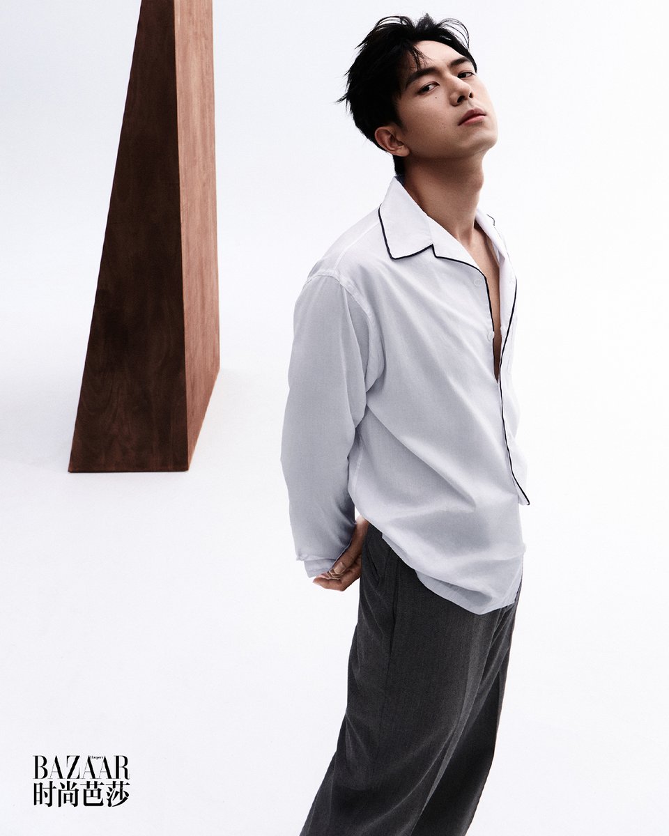 Prada Ambassador Li Xian wears Prada Days Of Summer Collection in a recent issue of Harper's BAZAAR China. The editorial was photographed by Zeng Wu and styled by Renty Wu.

#PradaEditorials