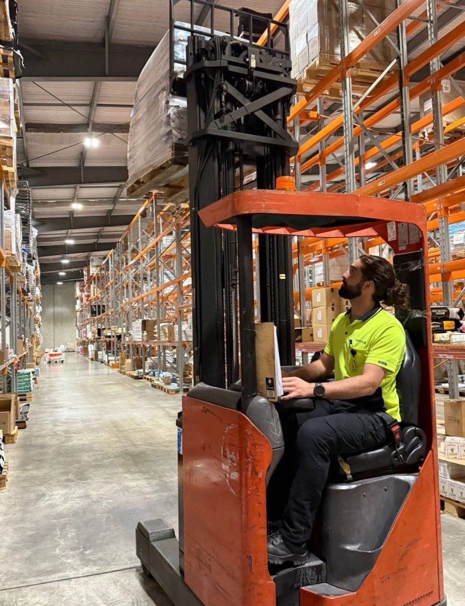 Auckland City GK Conor Tracey on playing at the CWC:

"I’ve got to do a combination of annual leave and leave without pay. I'll be suffering a bit with the rent and bills and stuff like that, but to play against Bayern, Benfica and Boca, 100% it's worth it.

What a story 👏