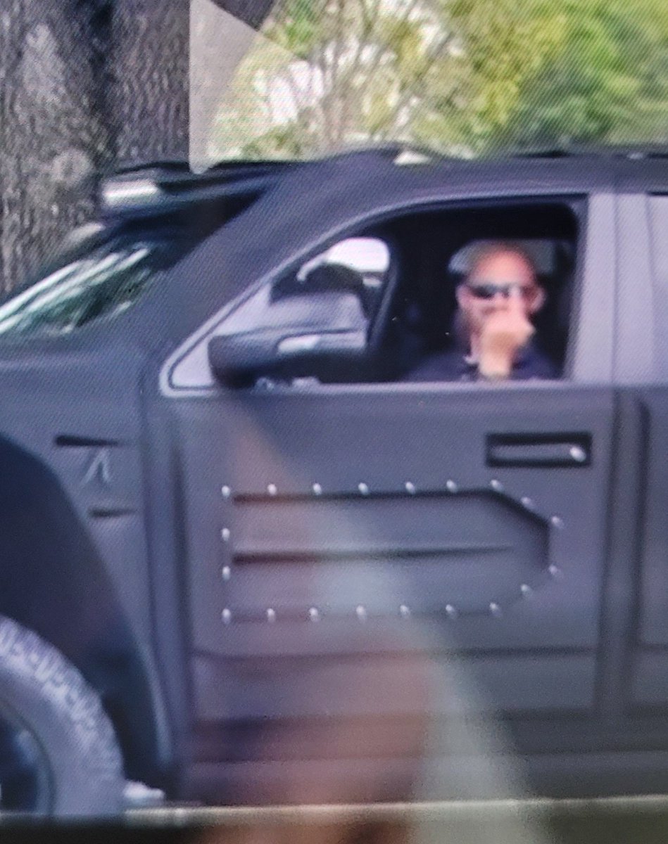 tdfox54's tweet photo. Typical coward @TomFernandezSC enjoyed flipping off Veterans while disrespecting the American flag strapped to his hideous wannabe truck! #Onetermcoward #VetsagainstTrump #Combatvets https://t.co/o6RGTzOGeR