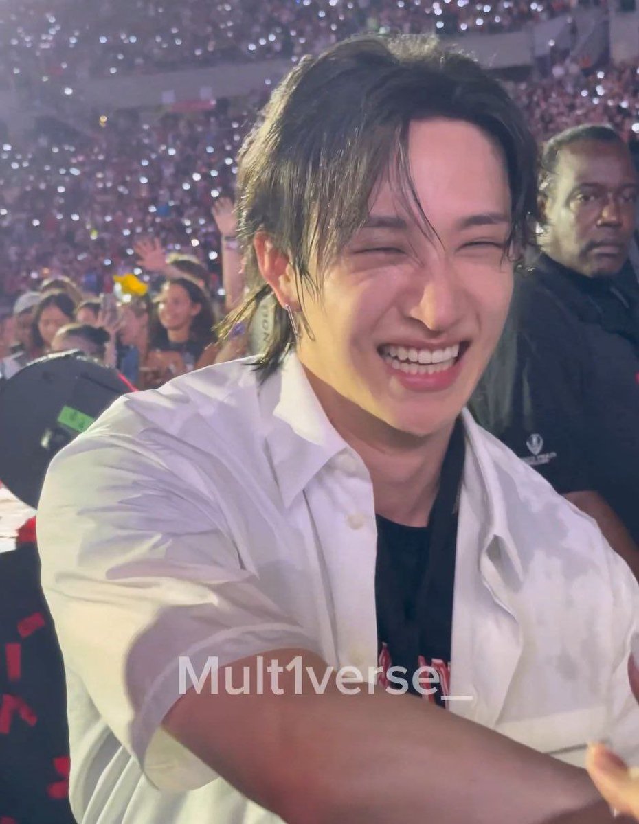 THE SMILE THE DIMPLES... I WILL DYE FOR YOU CHAN
