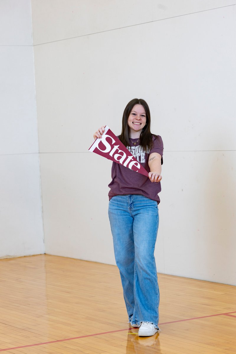 Tips for a Smooth Transition to College  – a Note from Abby Dunker
Starting college is an exciting milestone, but the transition can feel overwhelming. These tips are here to help you through your journey with confidence! Read the tips here:  blogs.missouristate.edu/bearsfamilies/…