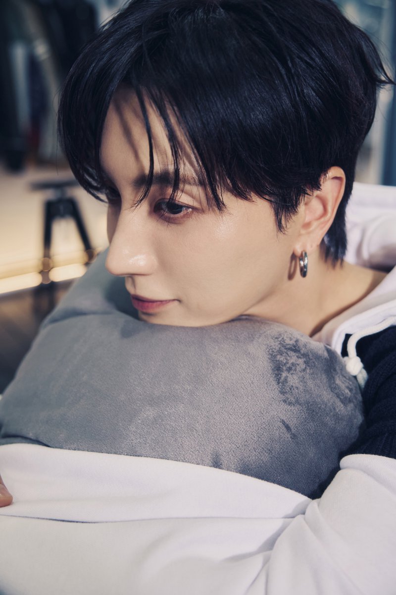 SUPER JUNIOR 슈퍼주니어 'Super Junior25' 
SUPER AWARDS: Backstage 1

SUPER JUNIOR 슈퍼주니어 The 12th Album 【Super Junior25】 
➫ 2025.07.08 6PM (KST)

💿Pre-order
SUPERJUNIOR.lnk.to/SUPERJUNIOR25

#슈퍼주니어 #SUPERJUNIOR
#이특 #LEETEUK
#SuperJunior25