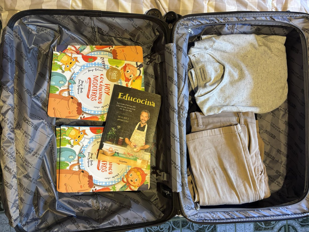 Rumbo a #Eslovenia a contar y mostrar lo que hacemos desde hace 20 años! Plantar y cocinar como herramientas educativas y de salud <a href="/AshokaConoSur/">Ashoka Cono Sur</a> <a href="/EducocinaPTodos/">EducocinaParaTodos</a> 
<a href="/TheWellbeingP/">The Wellbeing Project</a> 

#HearthSummit2025
#GlobalHearthSummit2025
#GlobalHearthSummit
#HearthSummitGlobalEdition
#HSG2025