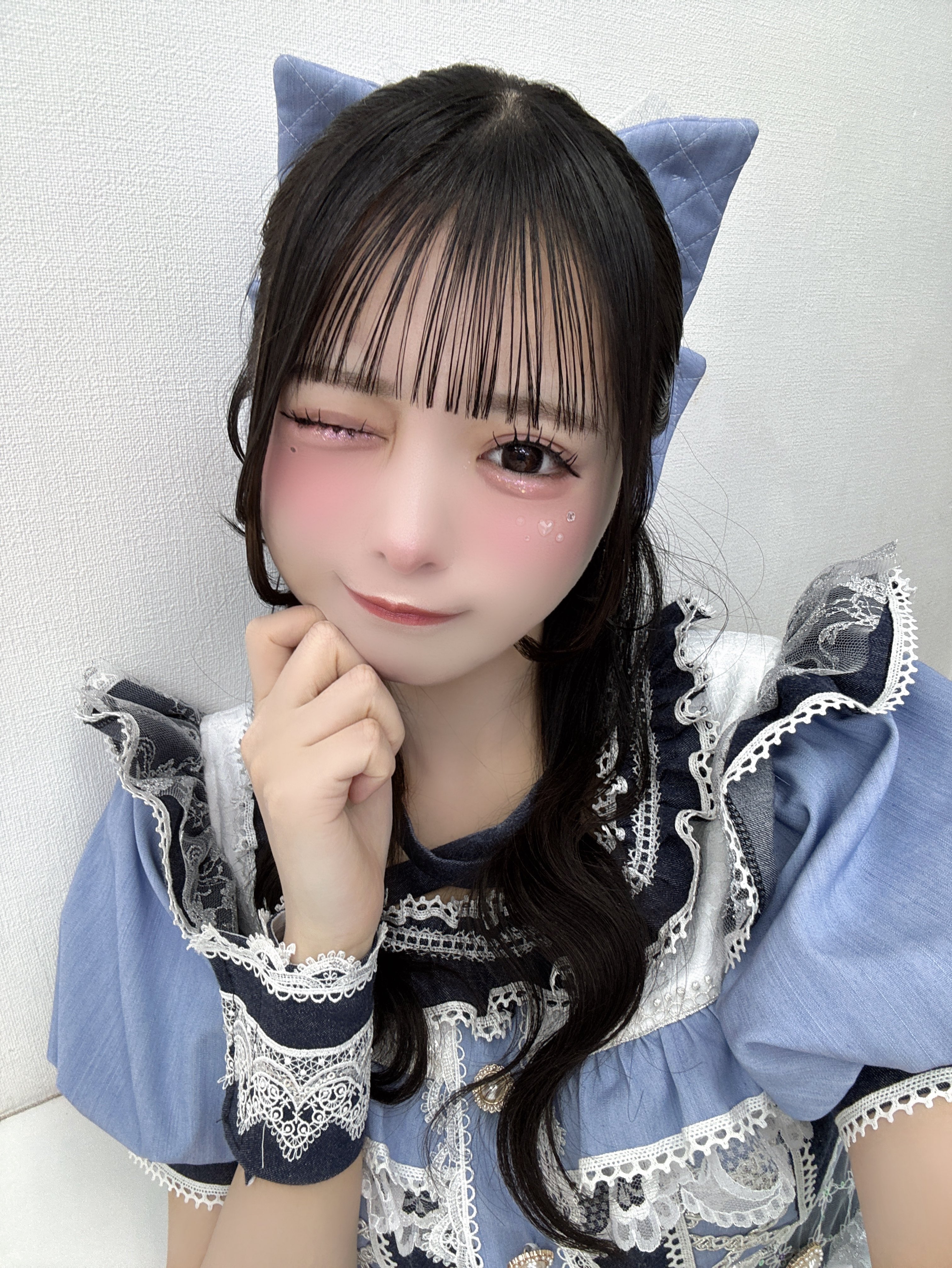 特別ビジュアル公開】 ♥心花りり ♡担当カラー 赤 ♥3度の飯