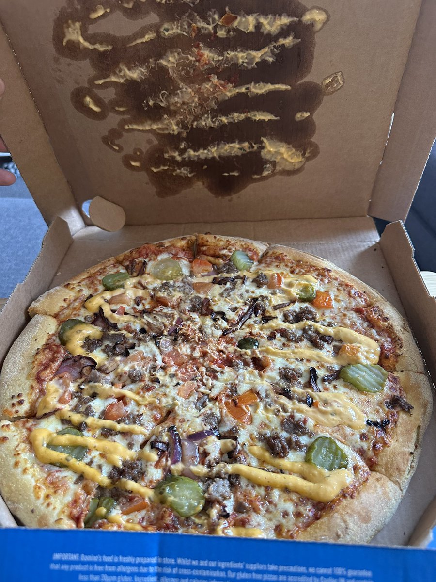 icthalian's tweet photo. Thanks for ruining pizza night for Father’s Day @Dominos_UK. Good thing there’s no risk with sending out food items to people when they’ve specifically asked for it to be removed… https://t.co/sM80VhIXBK