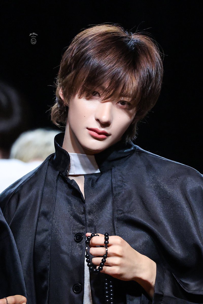 앙 tweet media