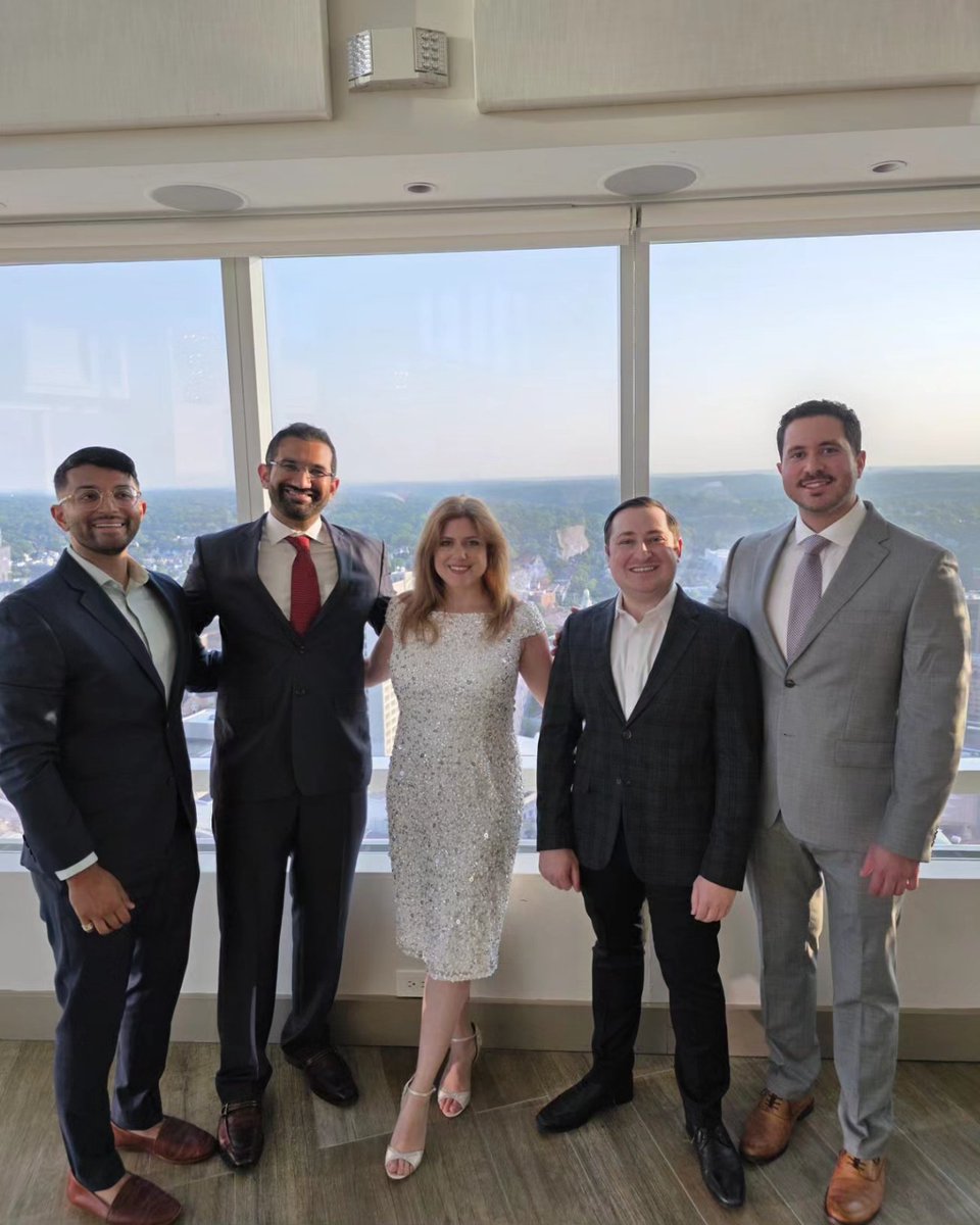<a href="/MontefiorePulm/">Montefiore-Einstein Pulmonary Medicine</a> &amp; CCM class of 2025! We did it! 🎓