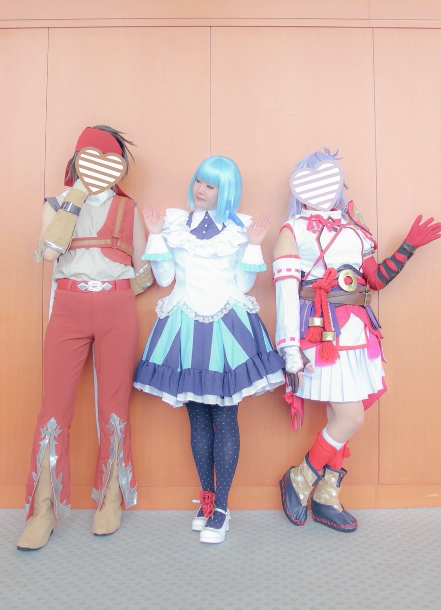 ルンファクキャラに挟まれてオセロ方式でルンファクキャラになるエンジュ撮ってもらった(?)

Photo…青葉（<a href="/green_maples/">青葉</a> ）
バレット…ame（<a href="/u80392869/">ame</a>）
カグヤ…里音（<a href="/satone0604/">里音</a>）

#カブ8つ